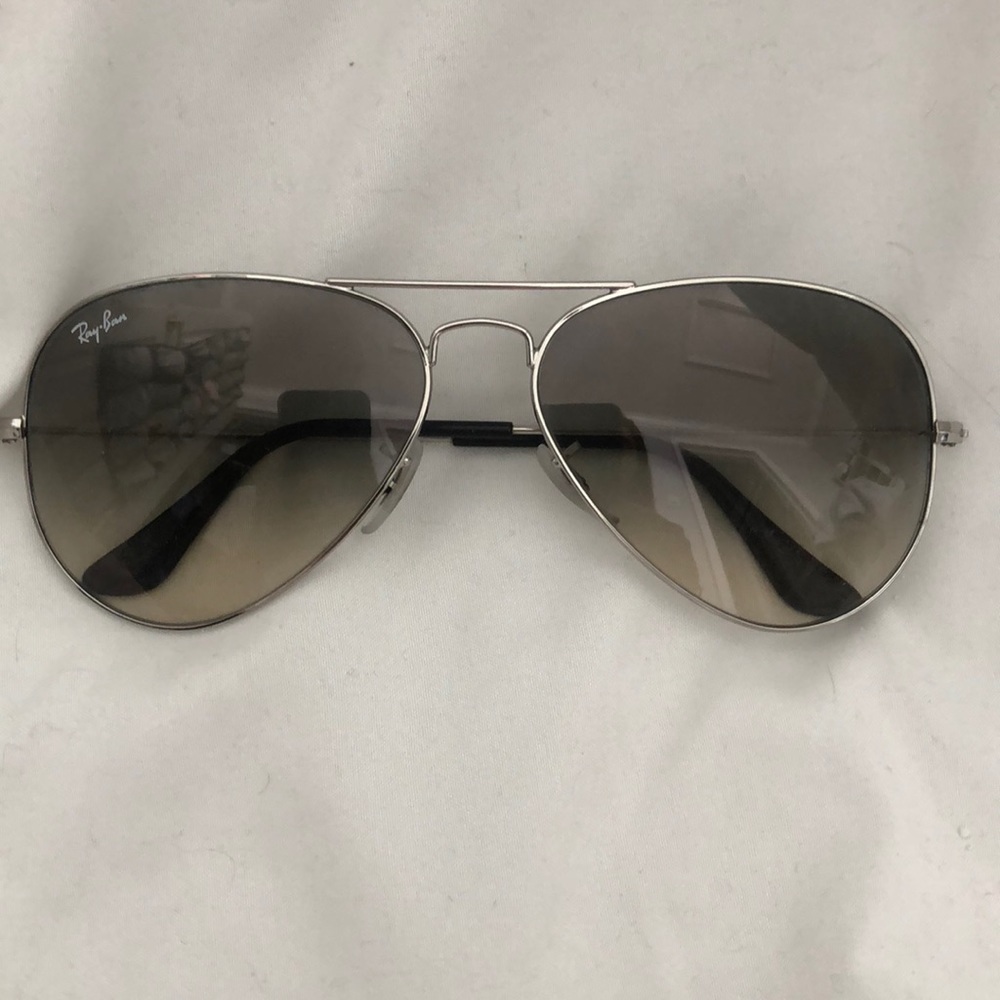 RAY-BAN AVIATOR